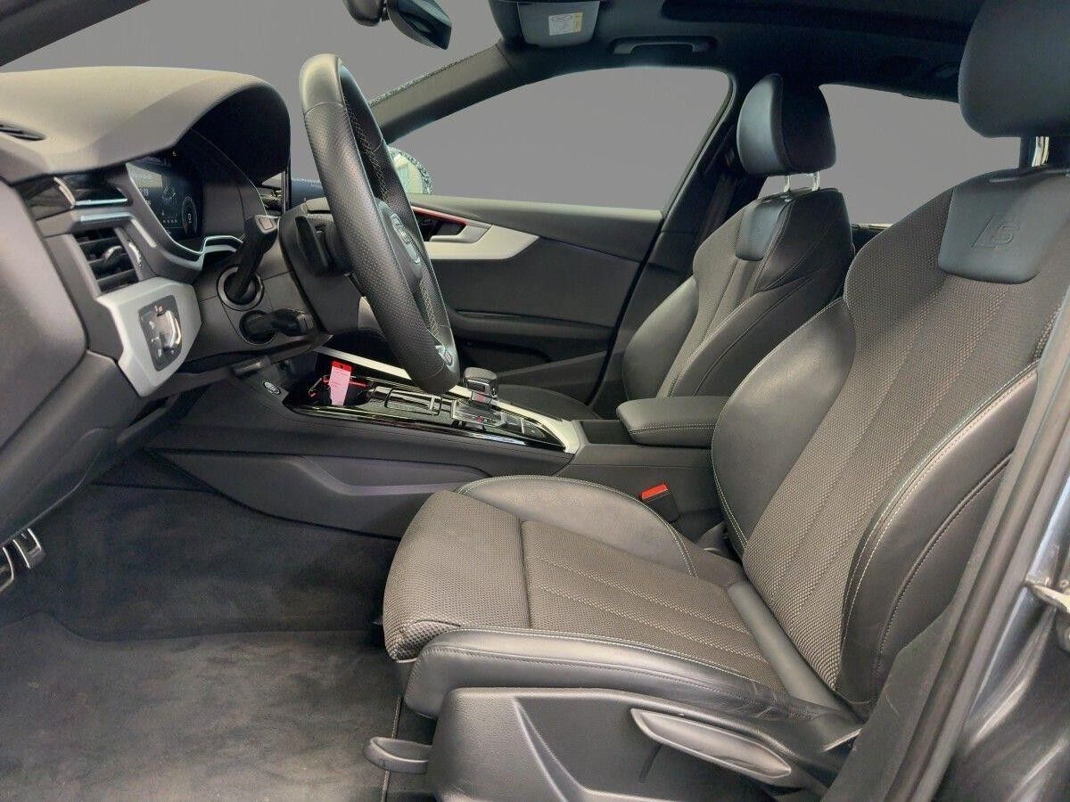 Audi A4 Avant 45 quattro TFSI Avant S line