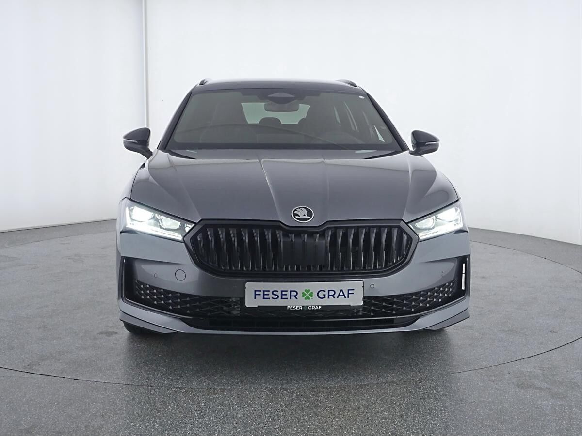 Skoda Superb Combi Sportline 1,5 TSI iV AHK R-Kamera
