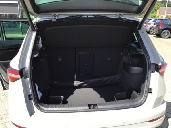 Skoda Karoq 2,0 TDI DSG Sportline CANTON*PANO*AHK*19'*