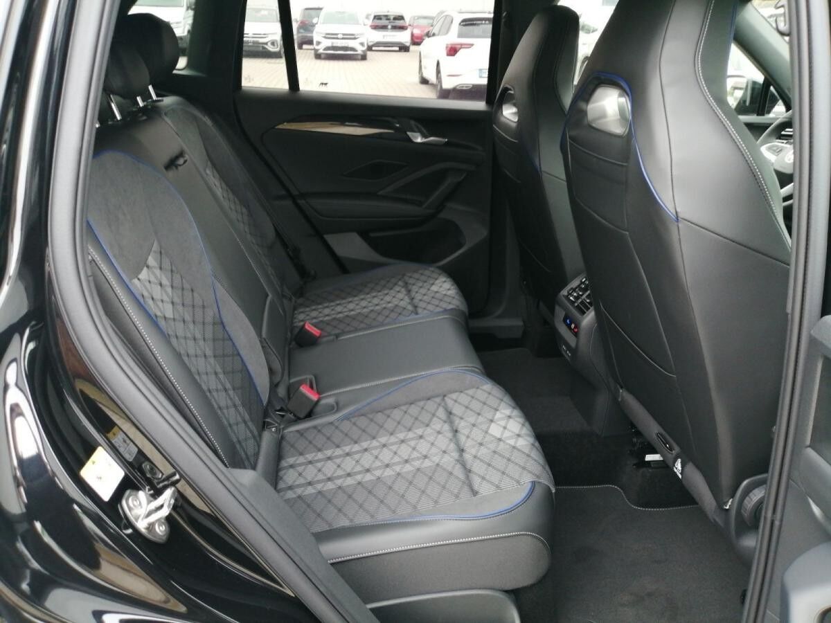 Volkswagen Tiguan R-Line 2.0 TDI DSG/ Pano, AHK, 360°Kamera