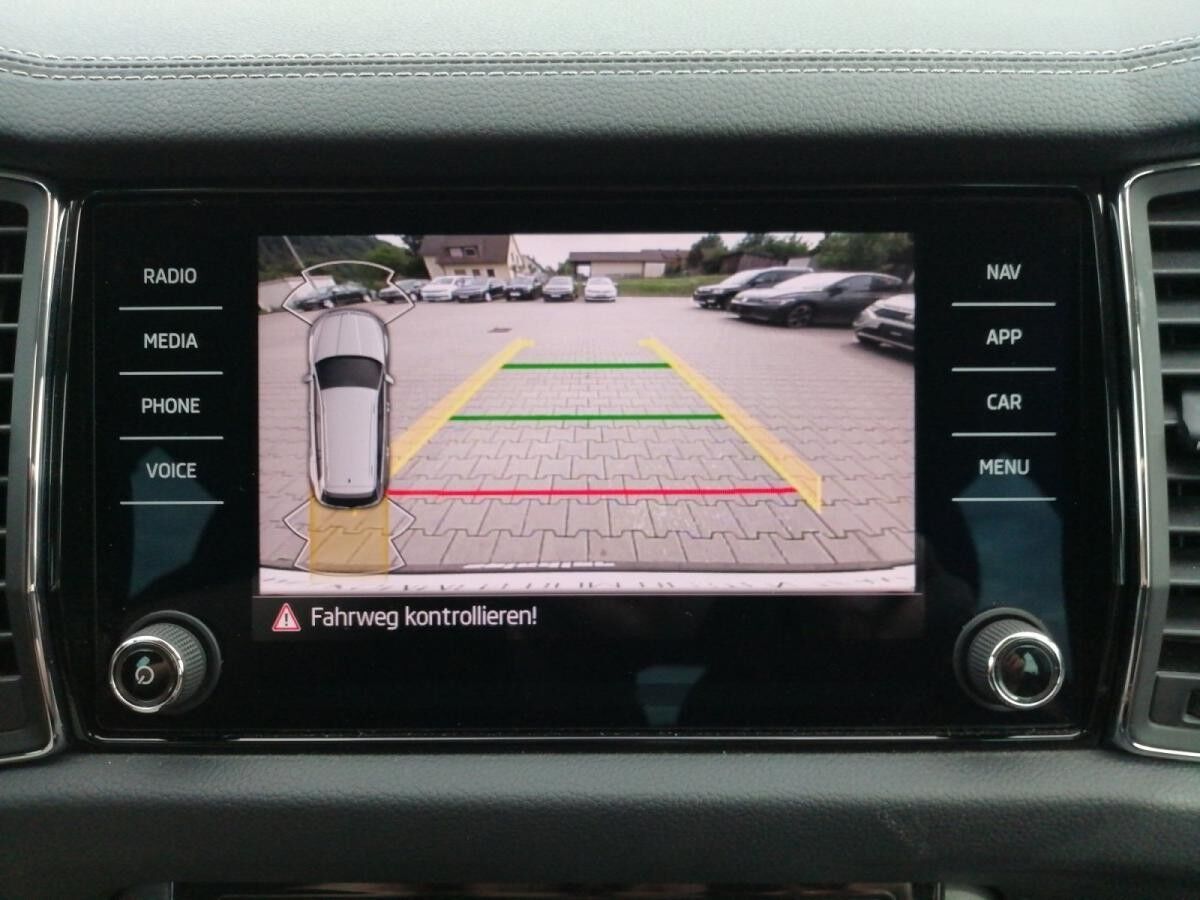 Skoda Kodiaq Style 2.0 TSI 4M DSG Matrix 7Sitze Memory