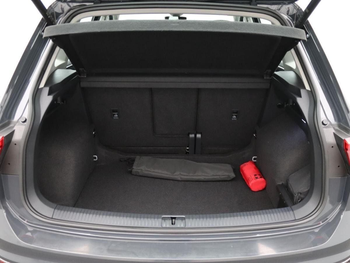 Volkswagen Tiguan Elegance 2.0 TDI DSG / Matrix, 360°Kamera