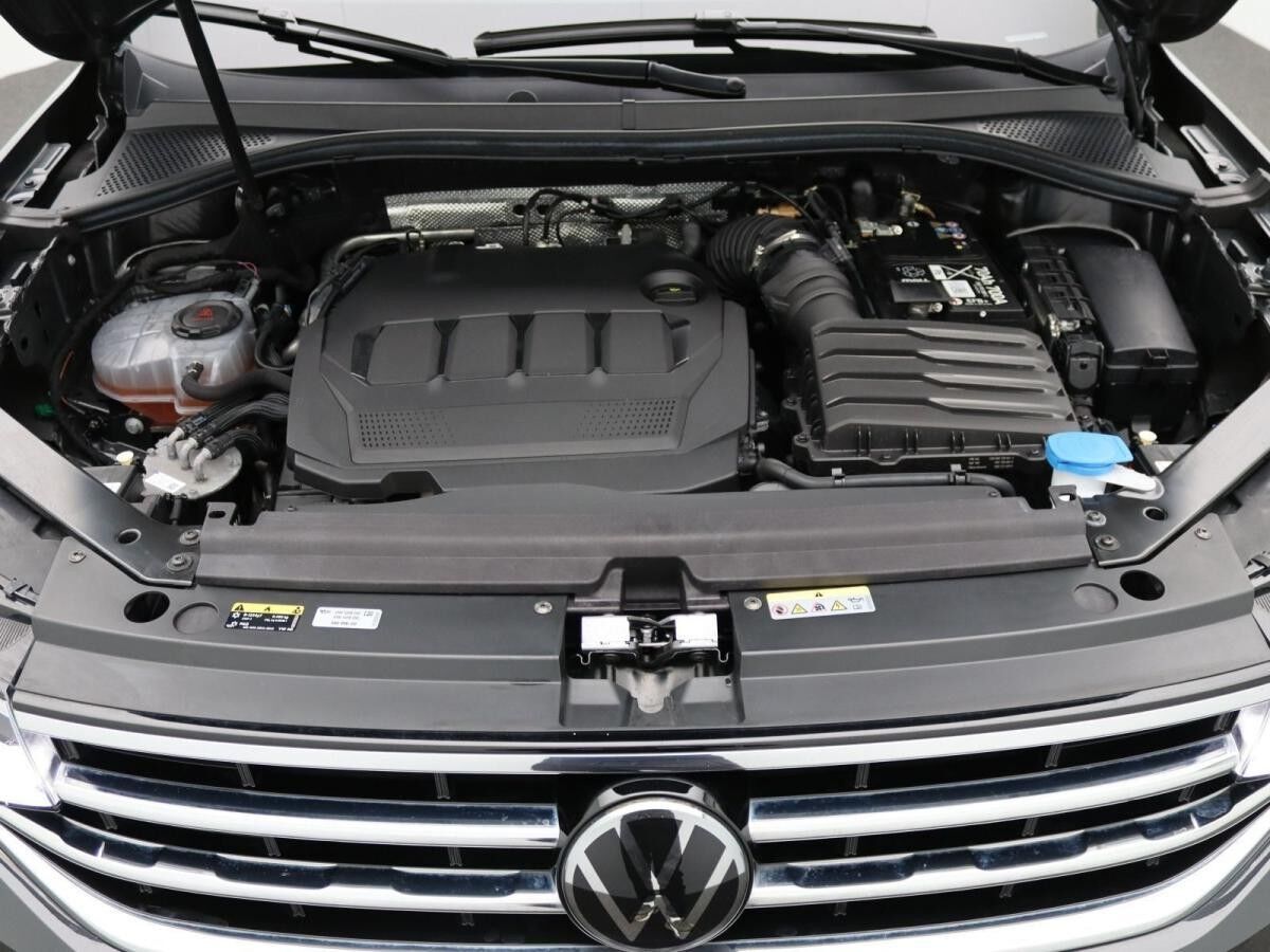 Volkswagen Tiguan Elegance 2.0 TDI DSG / Matrix, 360°Kamera