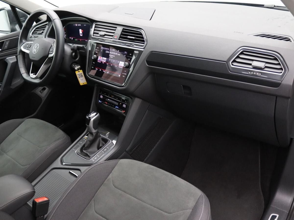 Volkswagen Tiguan Elegance 2.0 TDI DSG / Matrix, 360°Kamera