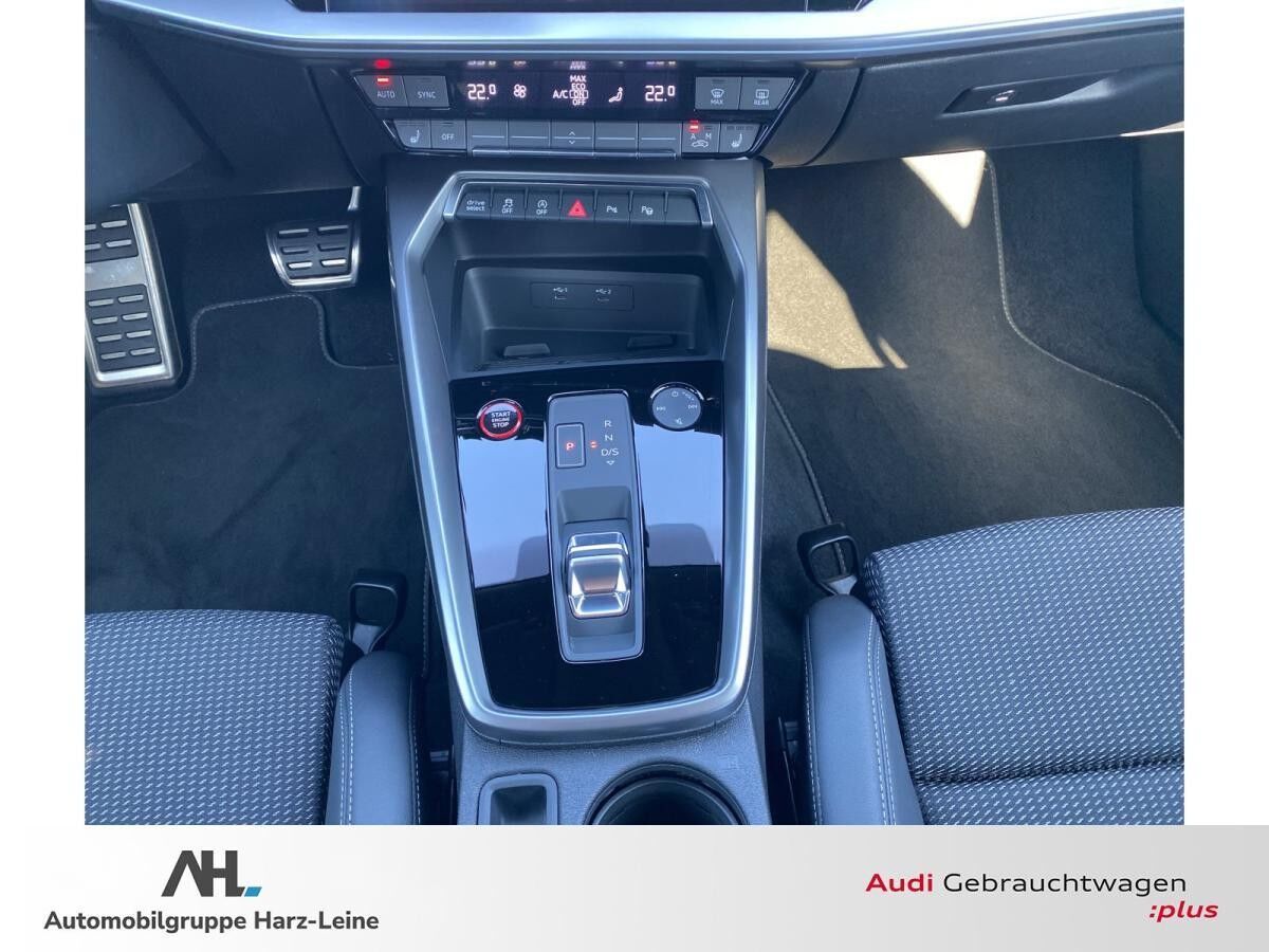 Audi S3 Limousine 2.0 TFSI quattro S-tronic Matrix Navi ACC RFK B&O