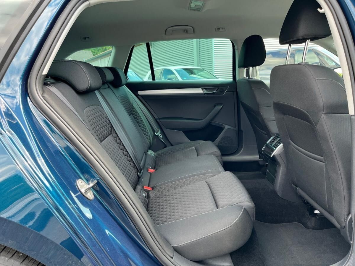 Skoda Superb Combi Ambition 2.0 TDI DSG/ LED, ACC, AHK