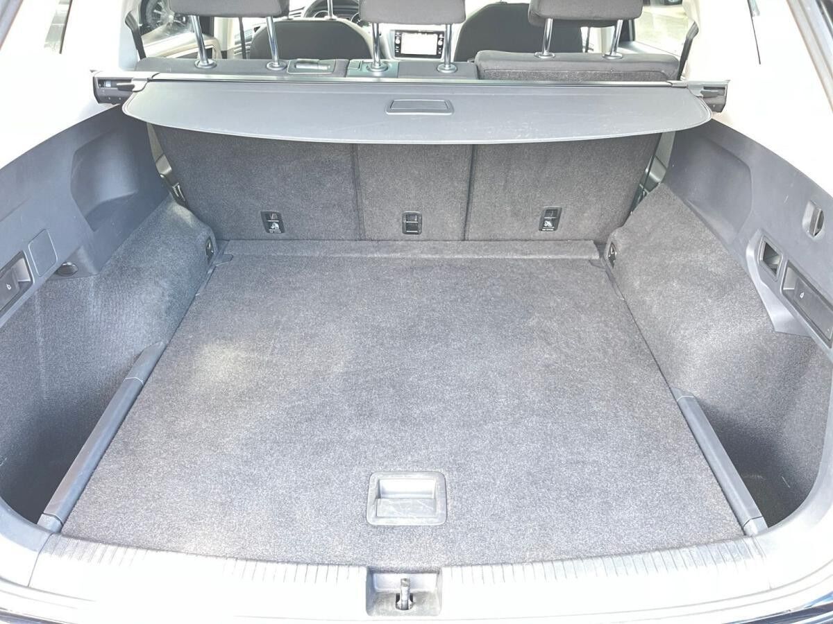 Volkswagen Tiguan Allspace Highline 2.0TDI 4M DSG/ Pano,AHK