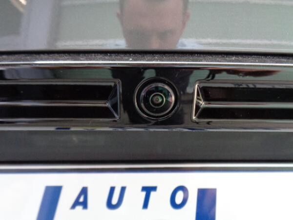 Peugeot 2008 Hybrid 145 e-DSC GT Navi, Alcantara, Sitzhz