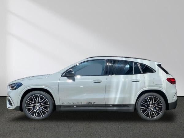 Mercedes-Benz GLA 200 AMG Multibeam-LED Panorama Kamera AHK