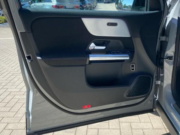 Mercedes-Benz GLA 200 AMG Multibeam-LED Panorama Kamera AHK
