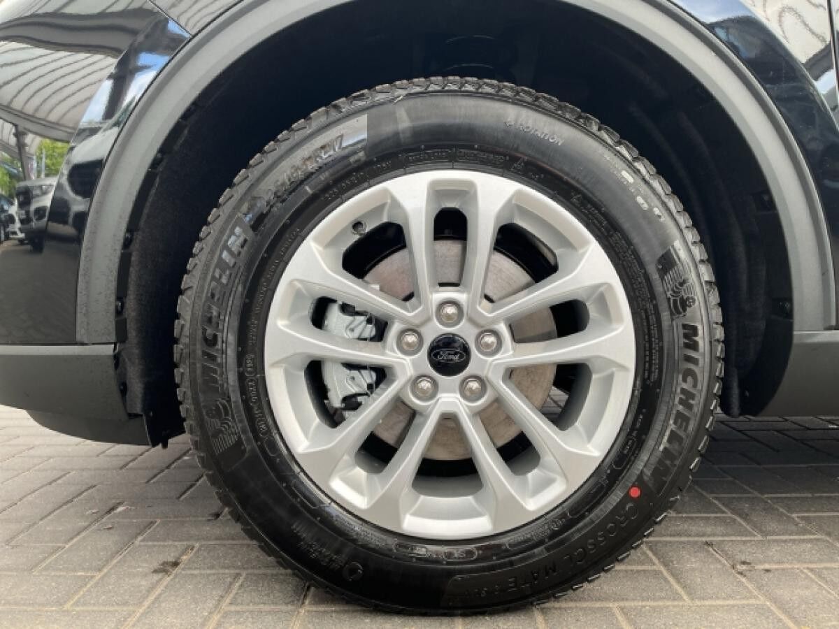 Ford Kuga Hybrid Titanium 2.5 Duratec FHEV