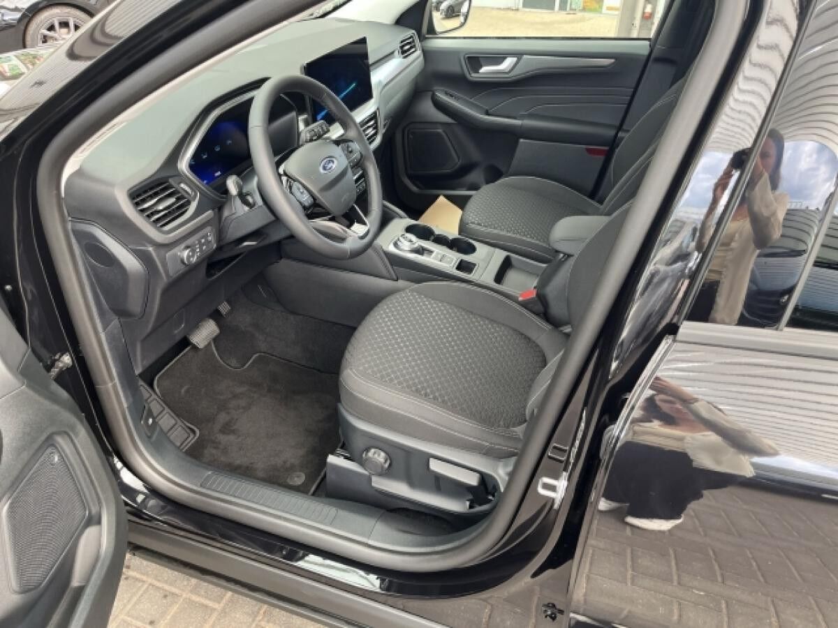 Ford Kuga Hybrid Titanium 2.5 Duratec FHEV