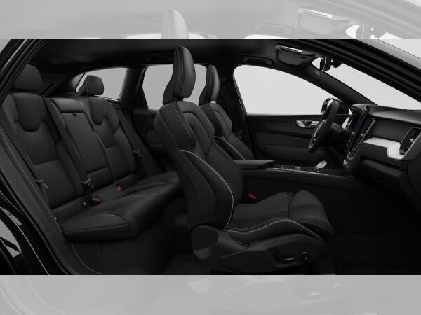 Volvo XC60 B5 AWD Plus Black Edition Auto (2026)