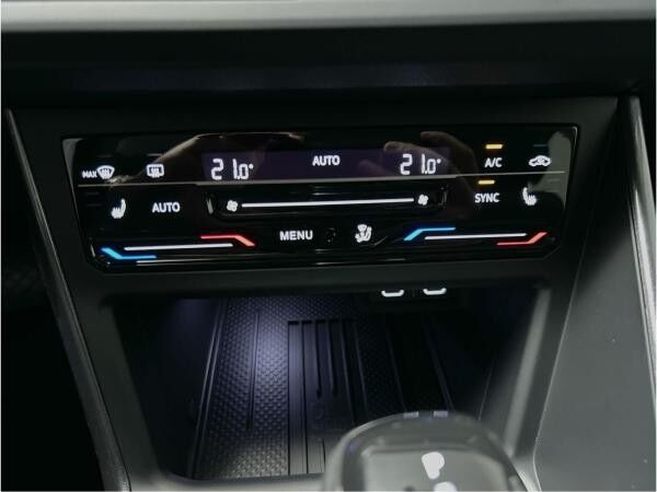 Volkswagen Polo Style