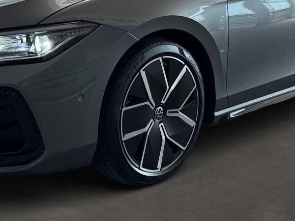Volkswagen Passat Variant 2.0 TDI R-LINE 4M NAVI*360°KAM*AHK*MATRIX