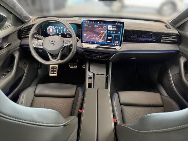 Volkswagen Passat Variant 2.0 TDI R-LINE 4M NAVI*360°KAM*AHK*MATRIX
