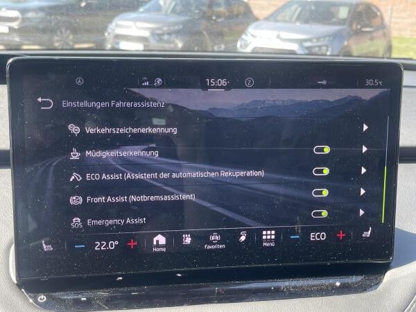 Skoda ENYAQ iV 80 82 kW Sportline Matrix AHK WKR Head-Up inkl. Winterräder, Garantieverlängerung möglich