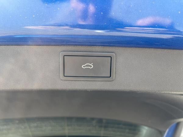 Skoda ENYAQ iV 80 82 kW Sportline Matrix AHK WKR Head-Up inkl. Winterräder, Garantieverlängerung möglich