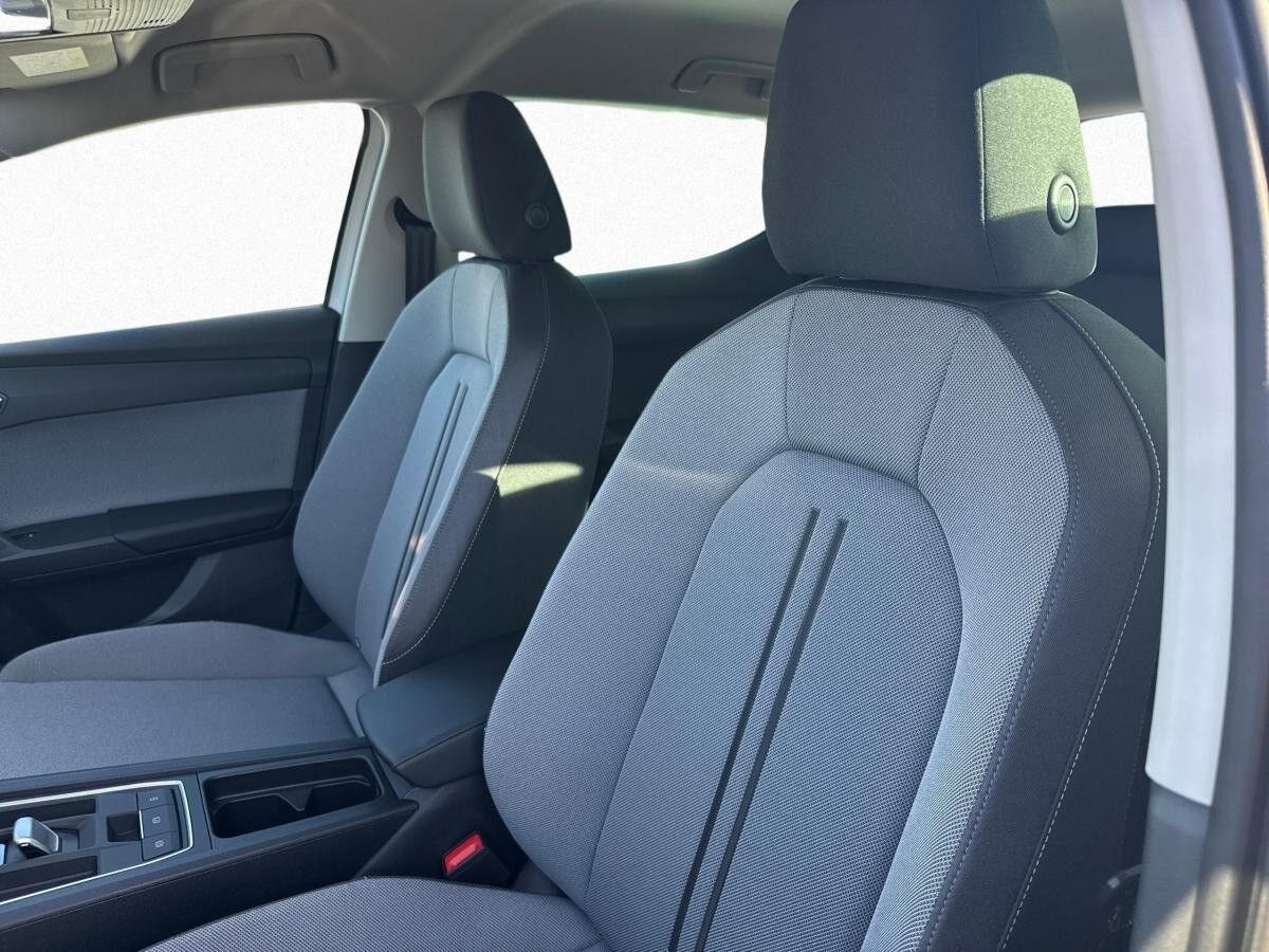 Seat Leon 1.5 eTSI Road Edition DSG SHZ|FaPa M|RFK