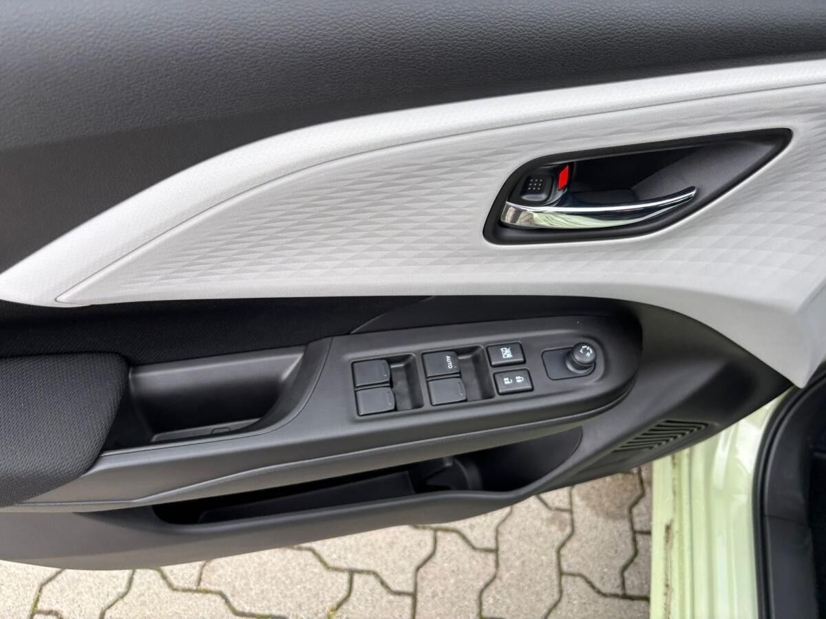 Suzuki Swift 1.2 Dualjet HYBRID Club -  Sofort -  Standort Hamburg