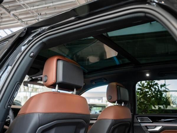 Volkswagen Touareg R-Line 3.0 l V6 TDI SCR 4MOTION Massage