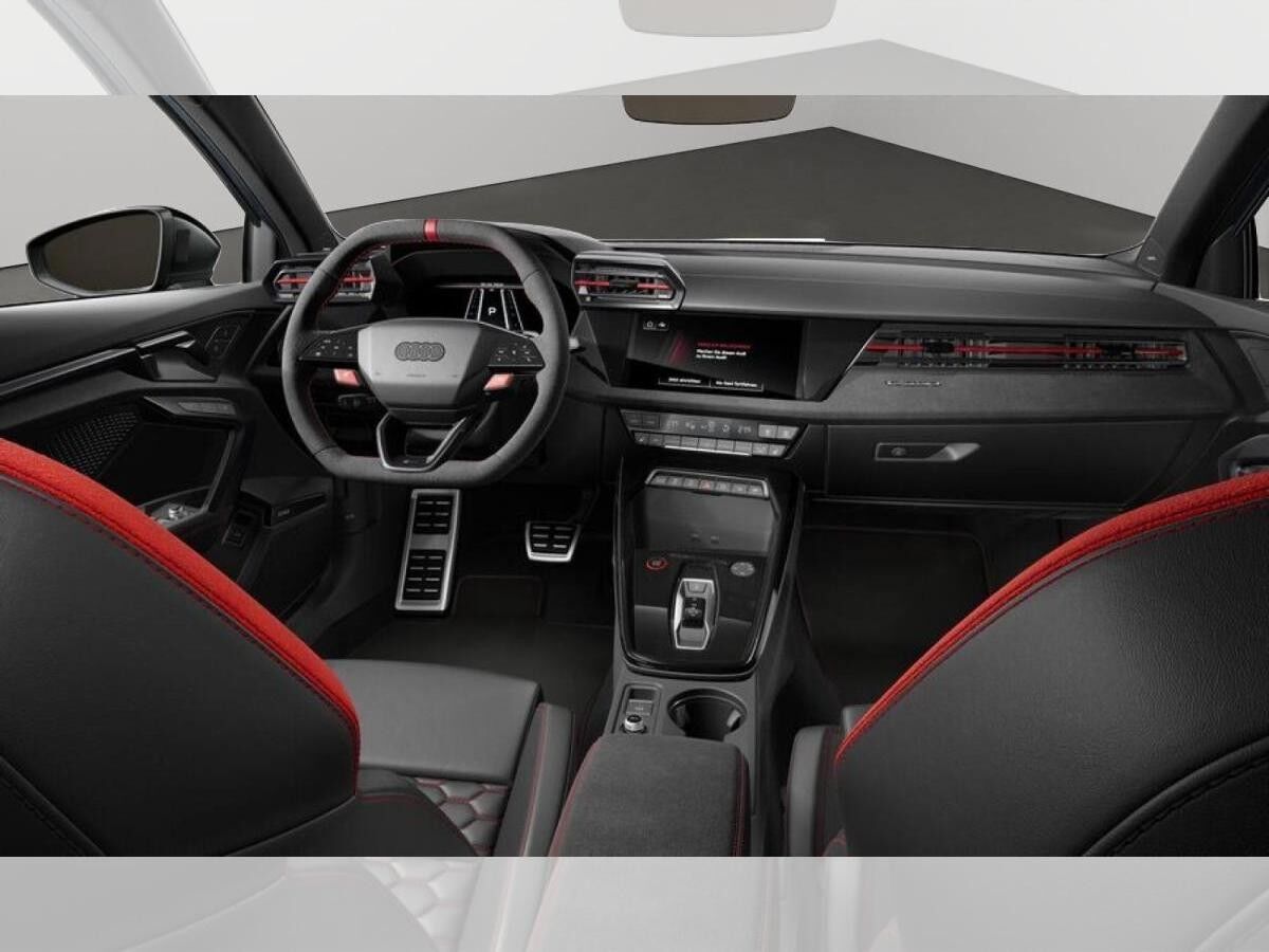 Audi RS3 RS 3 Limousine Matrix Pano HuD SONOS Keramik