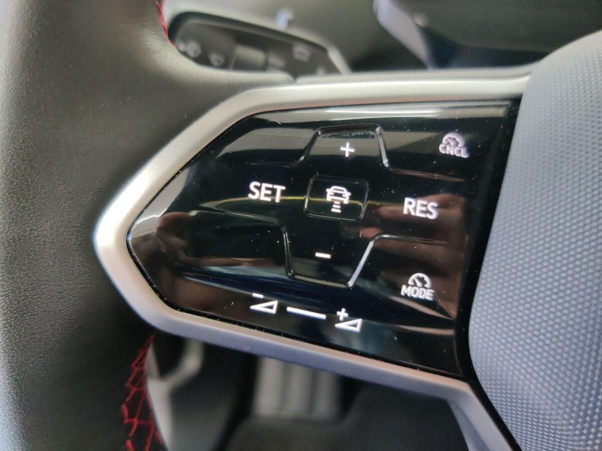 Volkswagen ID.4 GTX h/AHK/Matrix/Wärmepumpe/01.30Garantie