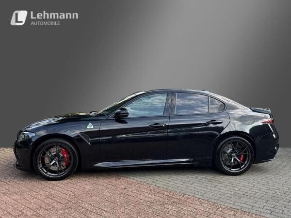 Alfa Romeo Giulia Quadrifoglio 2.9 V6 Bi-Turbo - Akrapovic