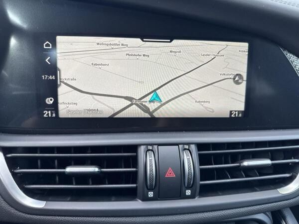 Alfa Romeo Giulia Quadrifoglio 2.9 V6 Bi-Turbo - Akrapovic