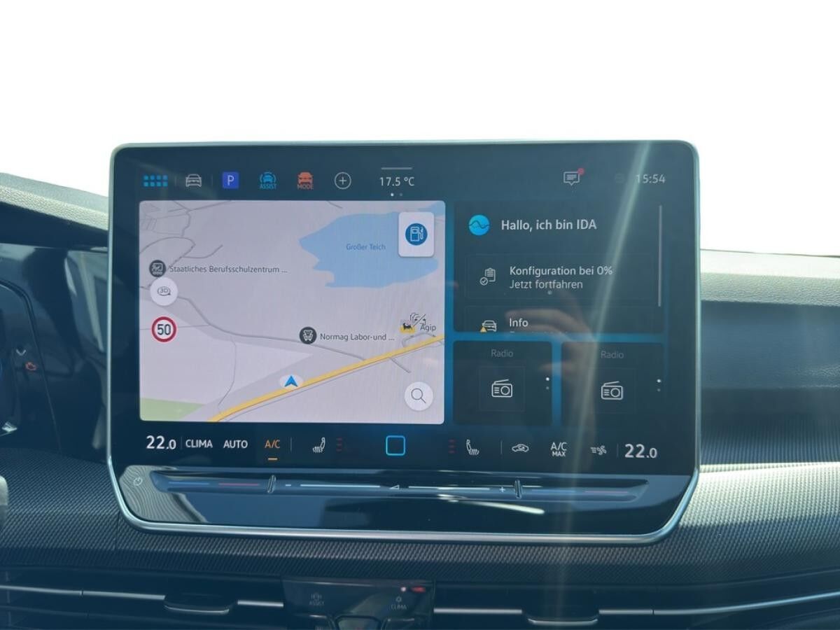 Volkswagen Golf VIII Variant 2.0 TDI DSG - R-Line