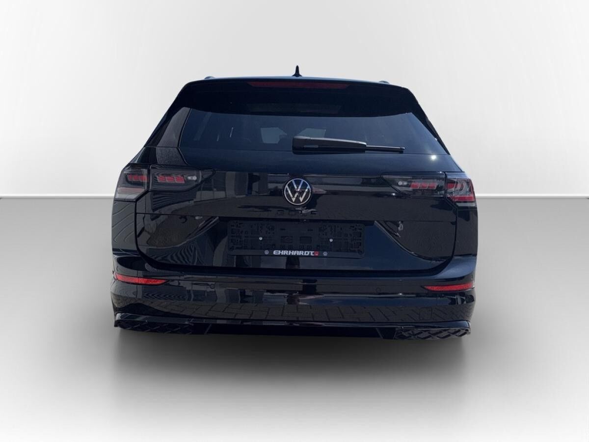 Volkswagen Golf VIII Variant 2.0 TDI DSG - R-Line