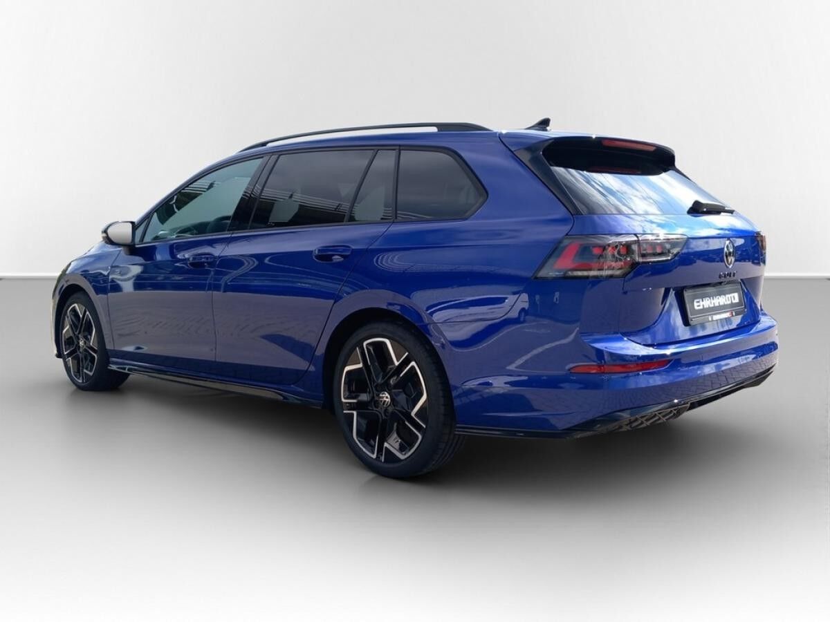 Volkswagen Golf VIII Variant 1.5 eTSI DSG - R-Line