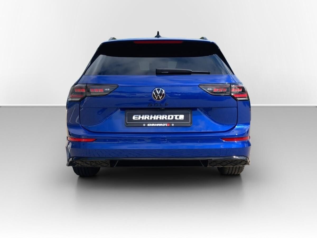 Volkswagen Golf VIII Variant 1.5 eTSI DSG - R-Line