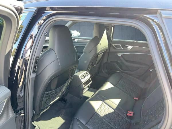 Audi RS6 Avant quattro performance RS-DYNAMIKPAKET PLUS/KERAMIK/AGA *SOFORT VERFÜGBAR*