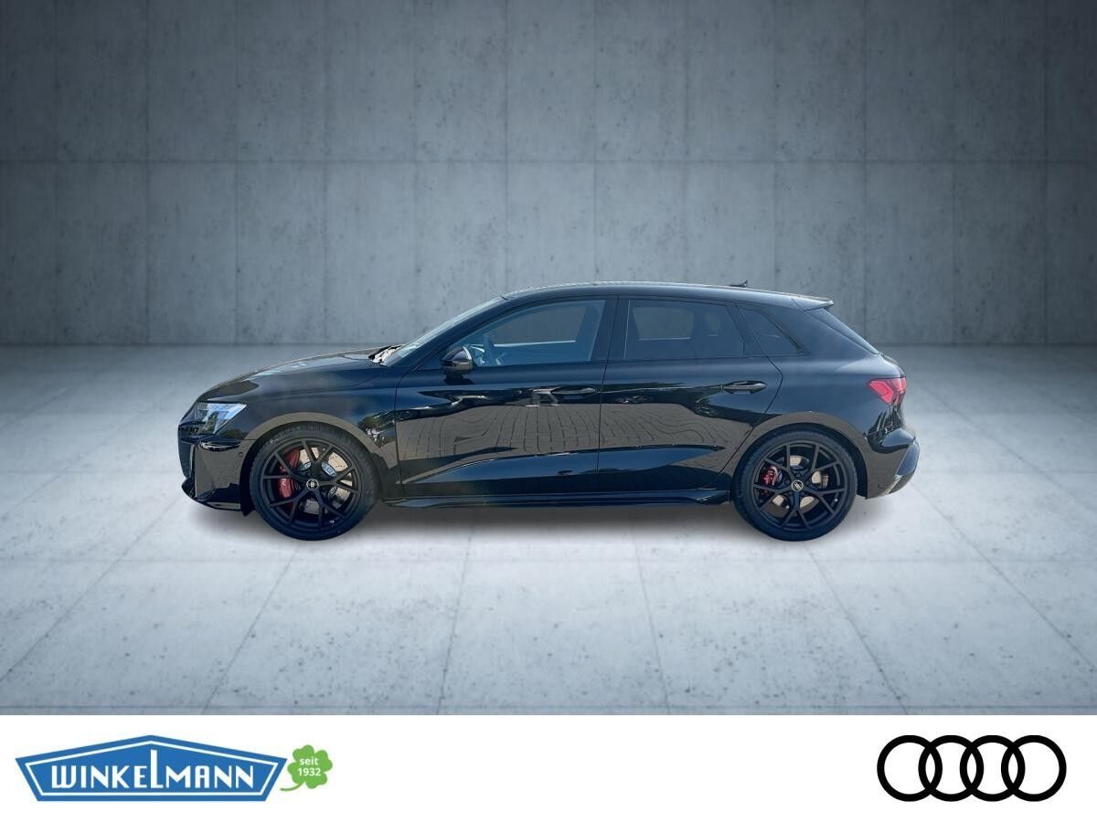 Audi RS3 Sportback TFSI quattro PANO MATRIX KAMERA 280 Km/h RS-Abgasanlage