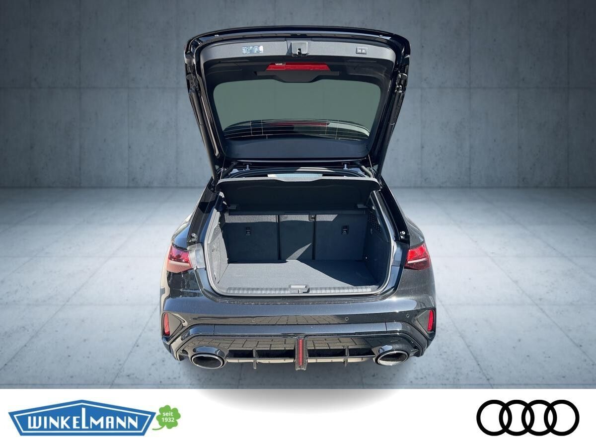 Audi RS3 Sportback TFSI quattro PANO MATRIX KAMERA 280 Km/h RS-Abgasanlage