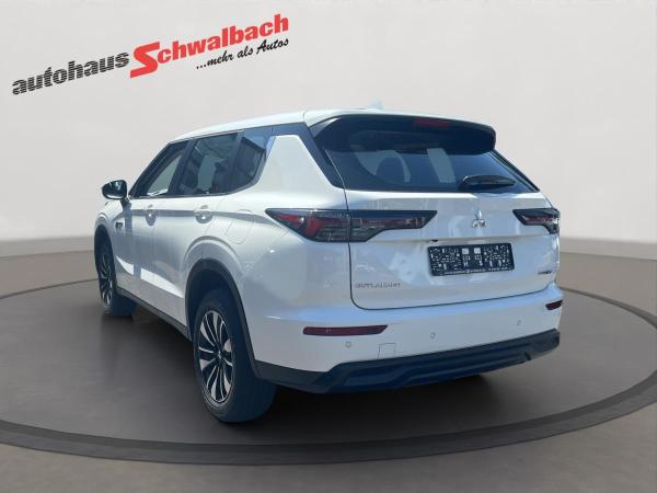 Mitsubishi Outlander 2.4 BASIS PHEV ***GEWERBEAKTION***