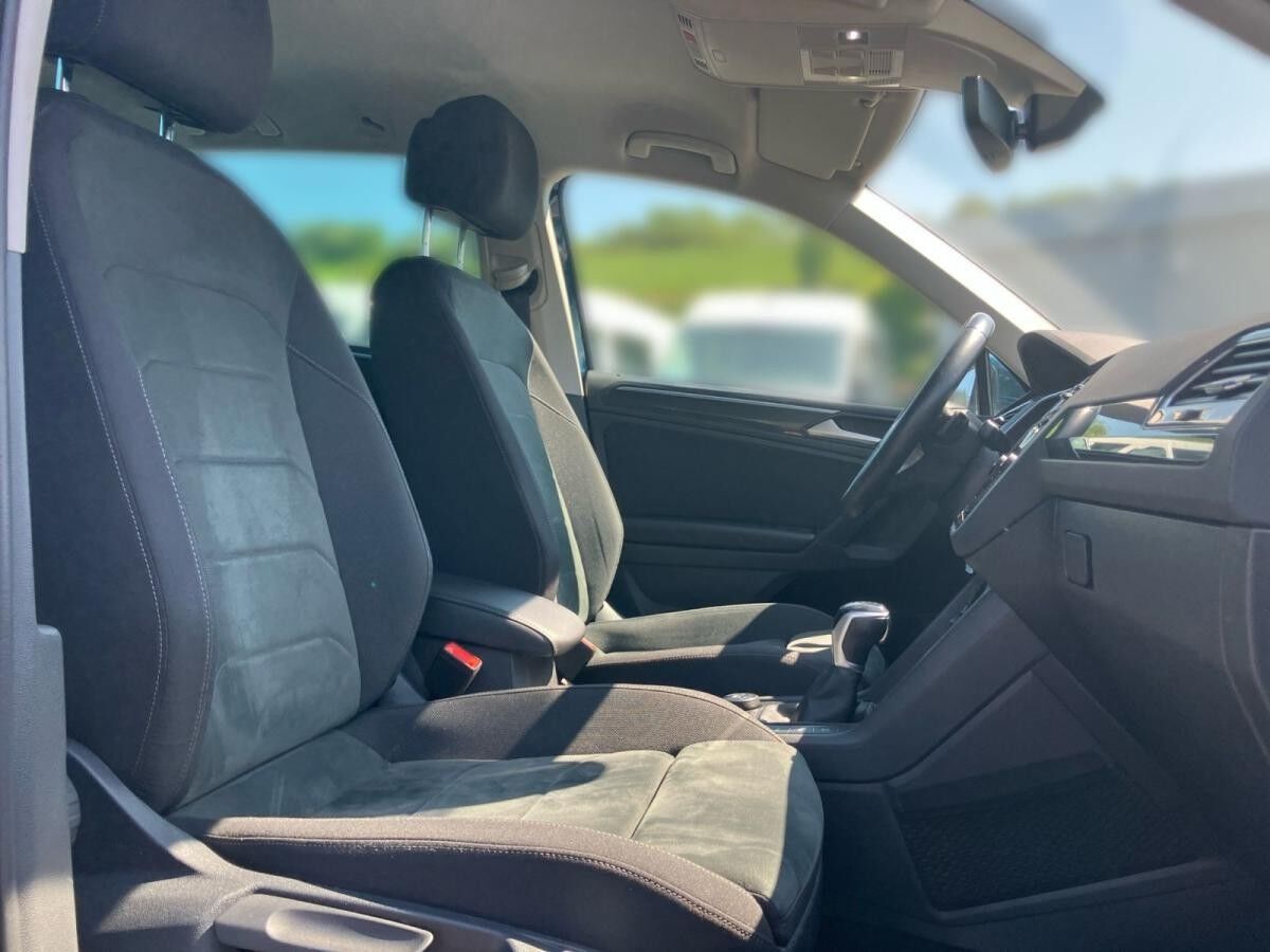 Volkswagen Tiguan Elegance 2.0TSI 4M DSG/ Navi, Matrix, AHK