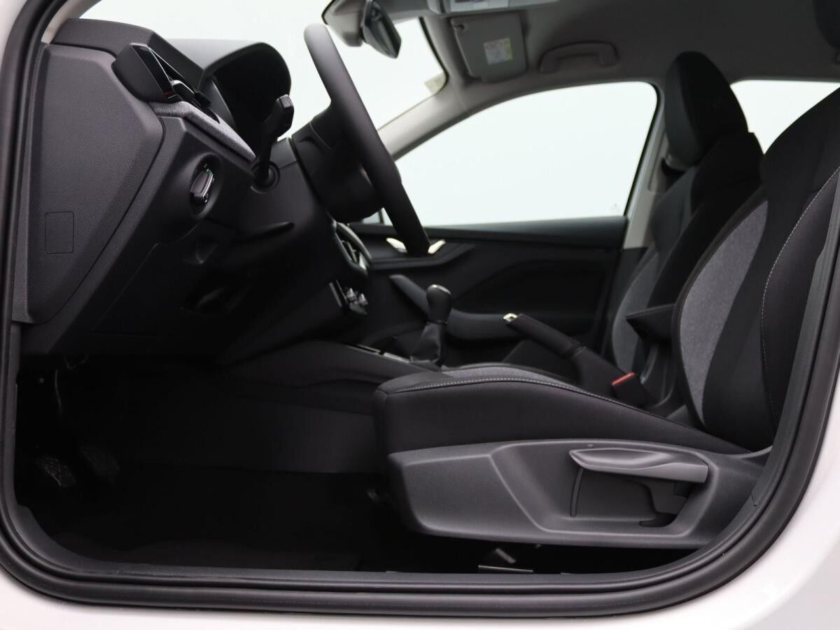 Skoda Scala Selection 1.0 TSI / Matix, RFK, SHZ, PDC