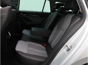 Skoda Octavia Combi Tour 2.0 TDI DSG / LED, ACC, AHK