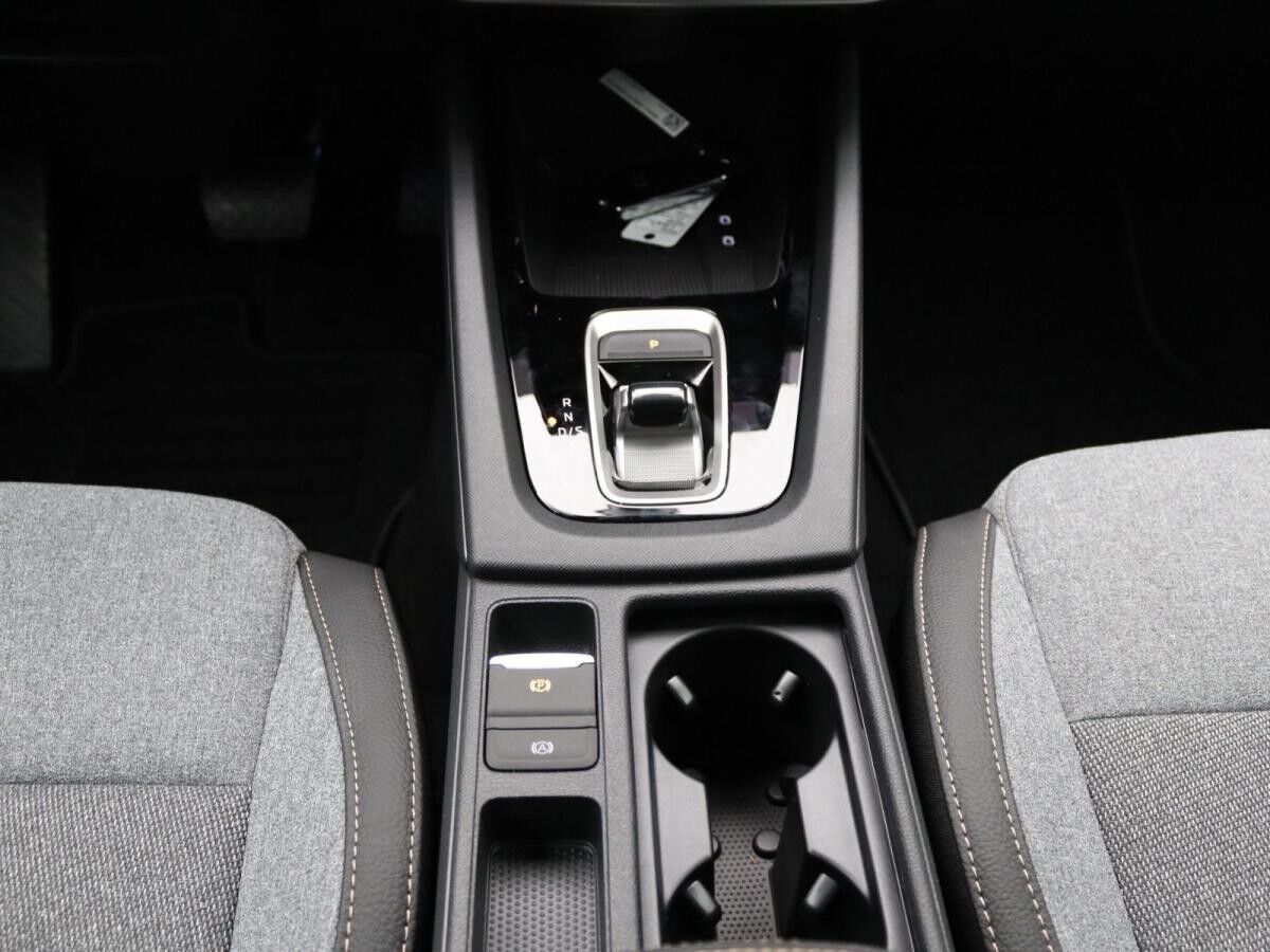 Skoda Octavia Combi Tour 2.0 TDI DSG / LED, ACC, Navi