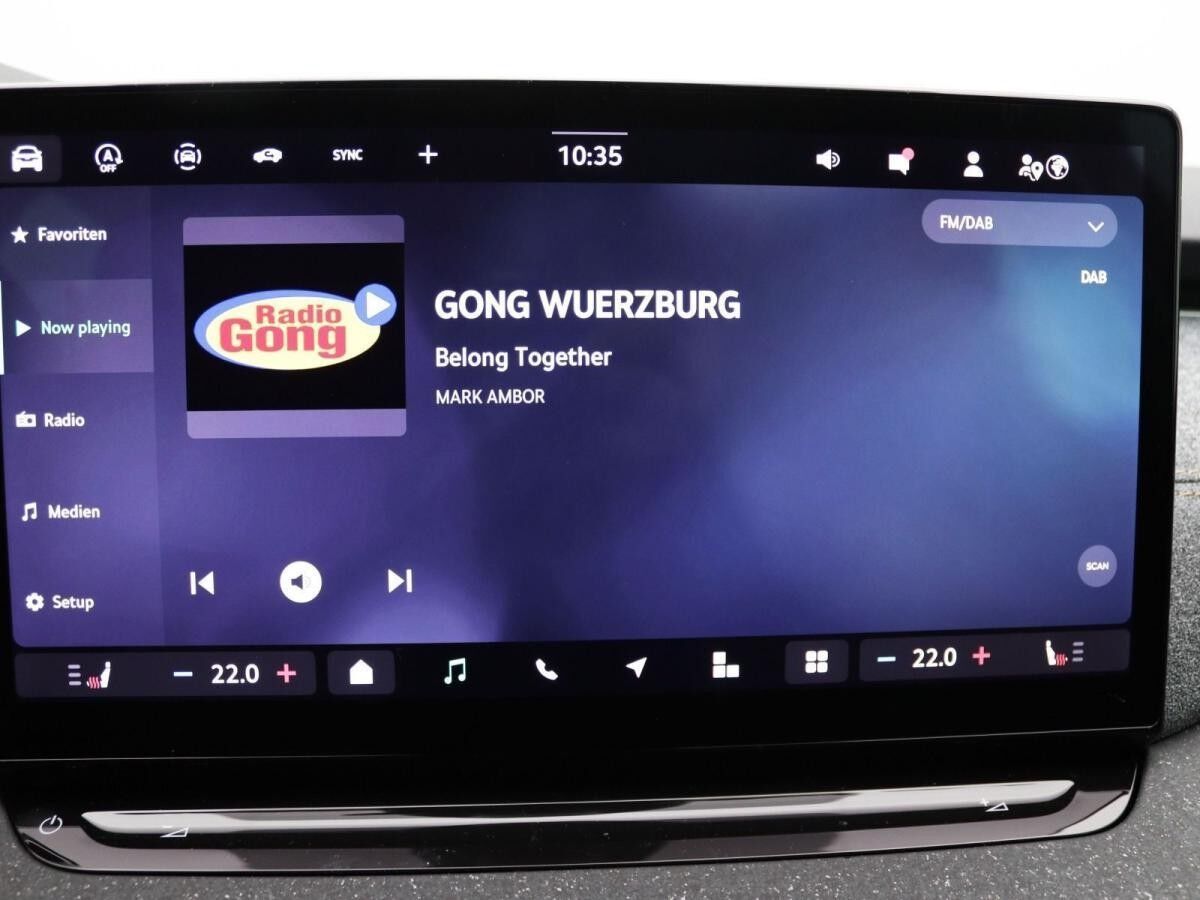 Skoda Octavia Combi Tour 2.0 TDI DSG / LED, ACC, Navi