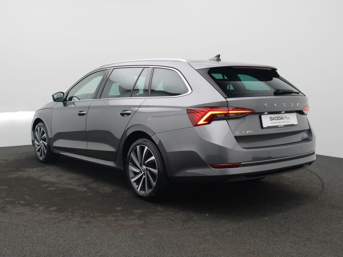 Skoda Octavia Combi Style 2.0TDI DSG / Navi, Pano, LED