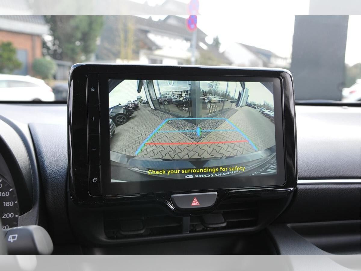 Mazda 2 Hybrid 1.5L VVT-i 116PS Aut. CENTRE-Line ACC R.Kamera