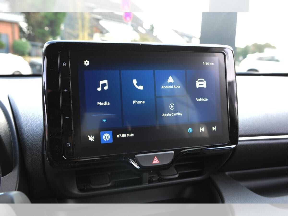 Mazda 2 Hybrid 1.5L VVT-i 116PS Aut. CENTRE-Line ACC R.Kamera