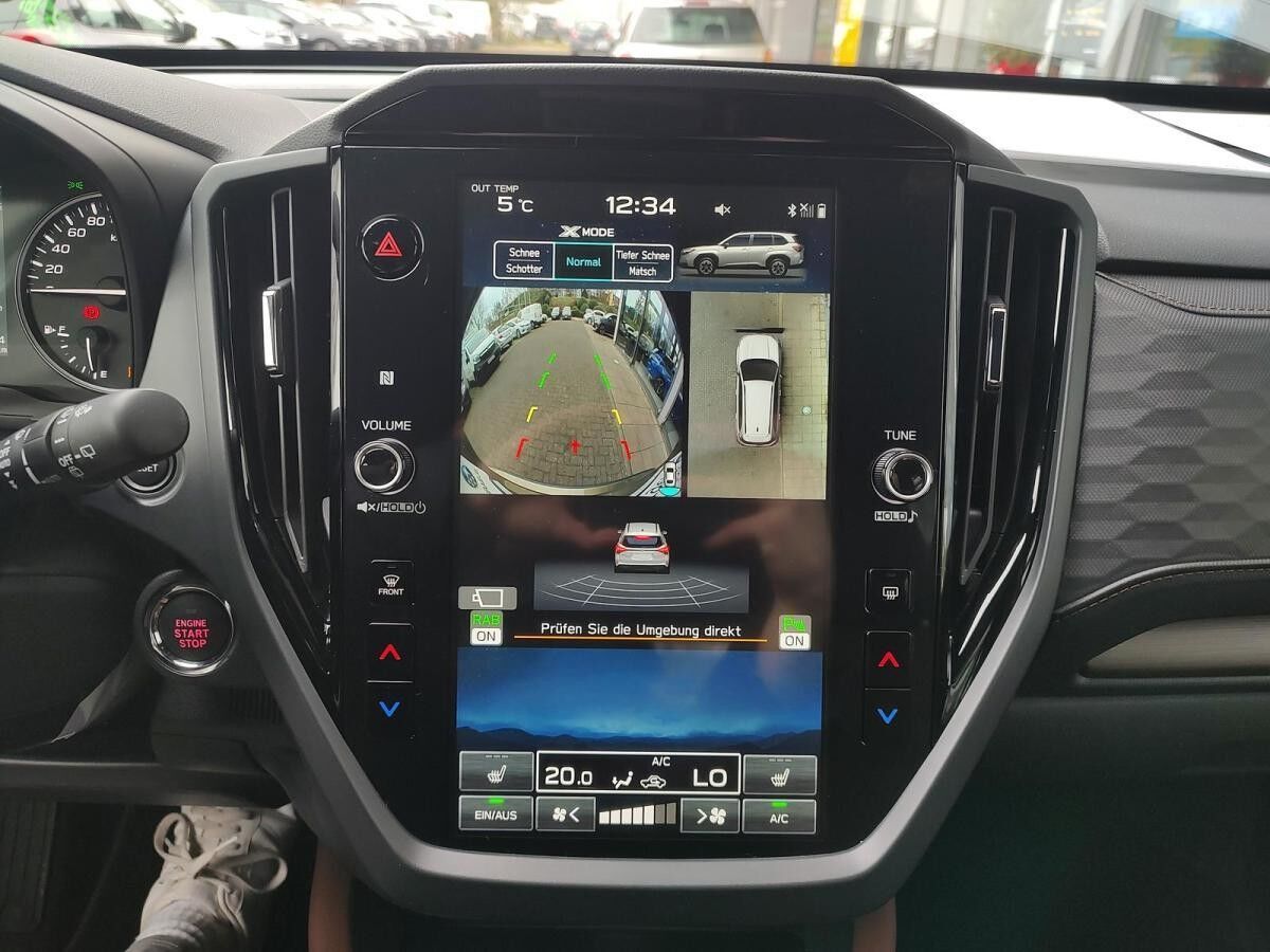 Subaru Forester 2.0ie e-Boxer Platinum MJ 2025