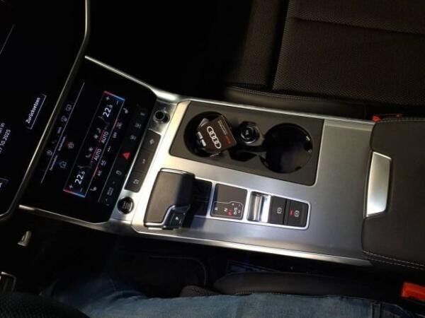 Audi A6 Avant 40 TDI q. adv. *Matrix*HuD*AHK*Standhzg*