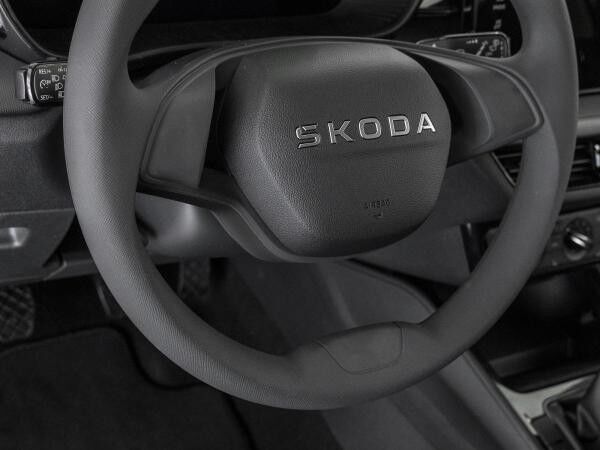 Skoda Fabia abia Essence 1,0 MPI 59 kW 5-Gang-Schaltgetriebe +ab 95,00€ netto möglich-sofort verfügbar