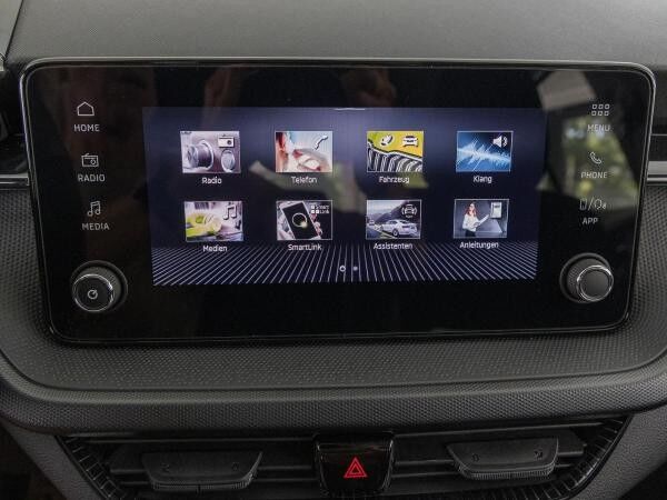 Skoda Fabia abia Essence 1,0 MPI 59 kW 5-Gang-Schaltgetriebe +ab 95,00€ netto möglich-sofort verfügbar