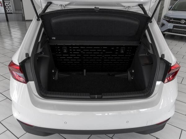 Skoda Fabia abia Essence 1,0 MPI 59 kW 5-Gang-Schaltgetriebe +ab 95,00€ netto möglich-sofort verfügbar